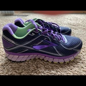 Brooks Adrenaline GTS 16